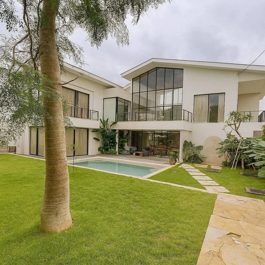 Villa For Rent 4 Bed In PererenanBadung Bali PO-4050