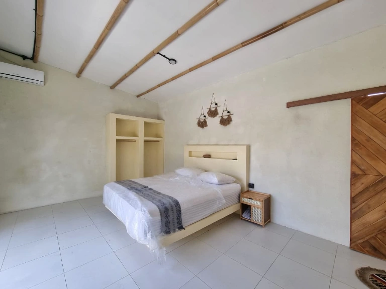 MM - For Rent Tropical Minimalish Villa Located at Taman Giri Near Nusa Dua — image 2