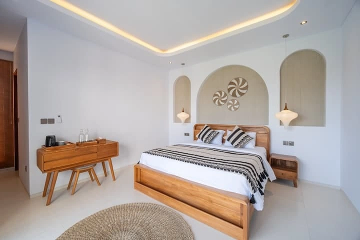 Villa For Rent 3 Bed In Batu Belig Seminyak Bali PO-4051 — image 3