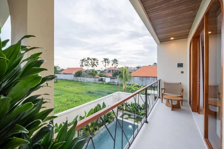 Villa For Rent 3 Bed In Batu Belig Seminyak Bali PO-4051 — image 4