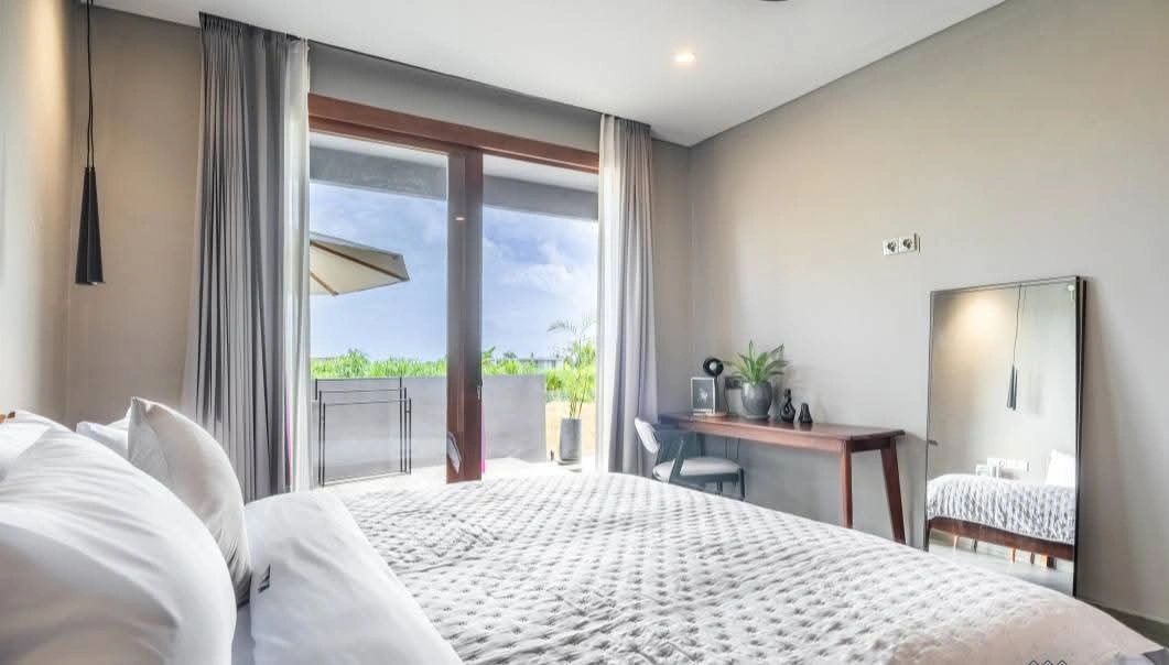 Villa For Rent 5 Bed In Pererenan Badung Bali PO-4053 — image 1