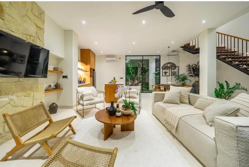 3 BR VILLA IN BATU BOLONG CANGGU — image 3