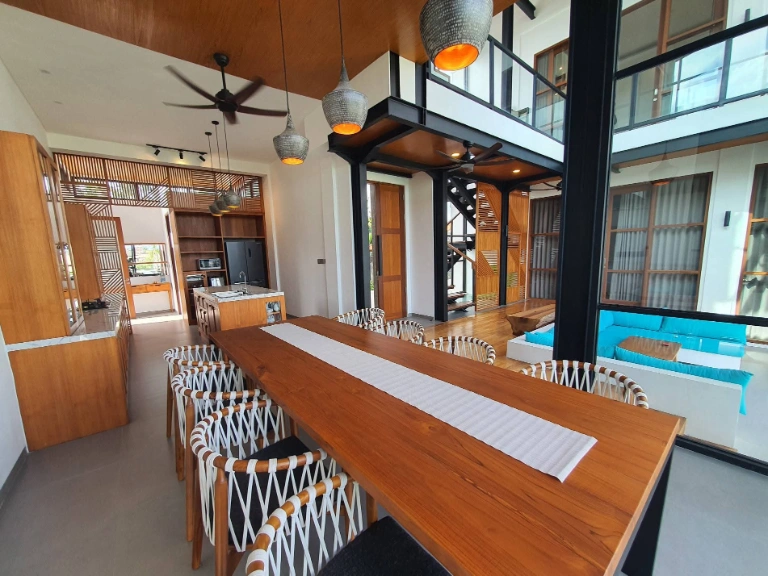 4 BEDROOM NEW VILLA IN BERAWA WITH VIEW — image 3