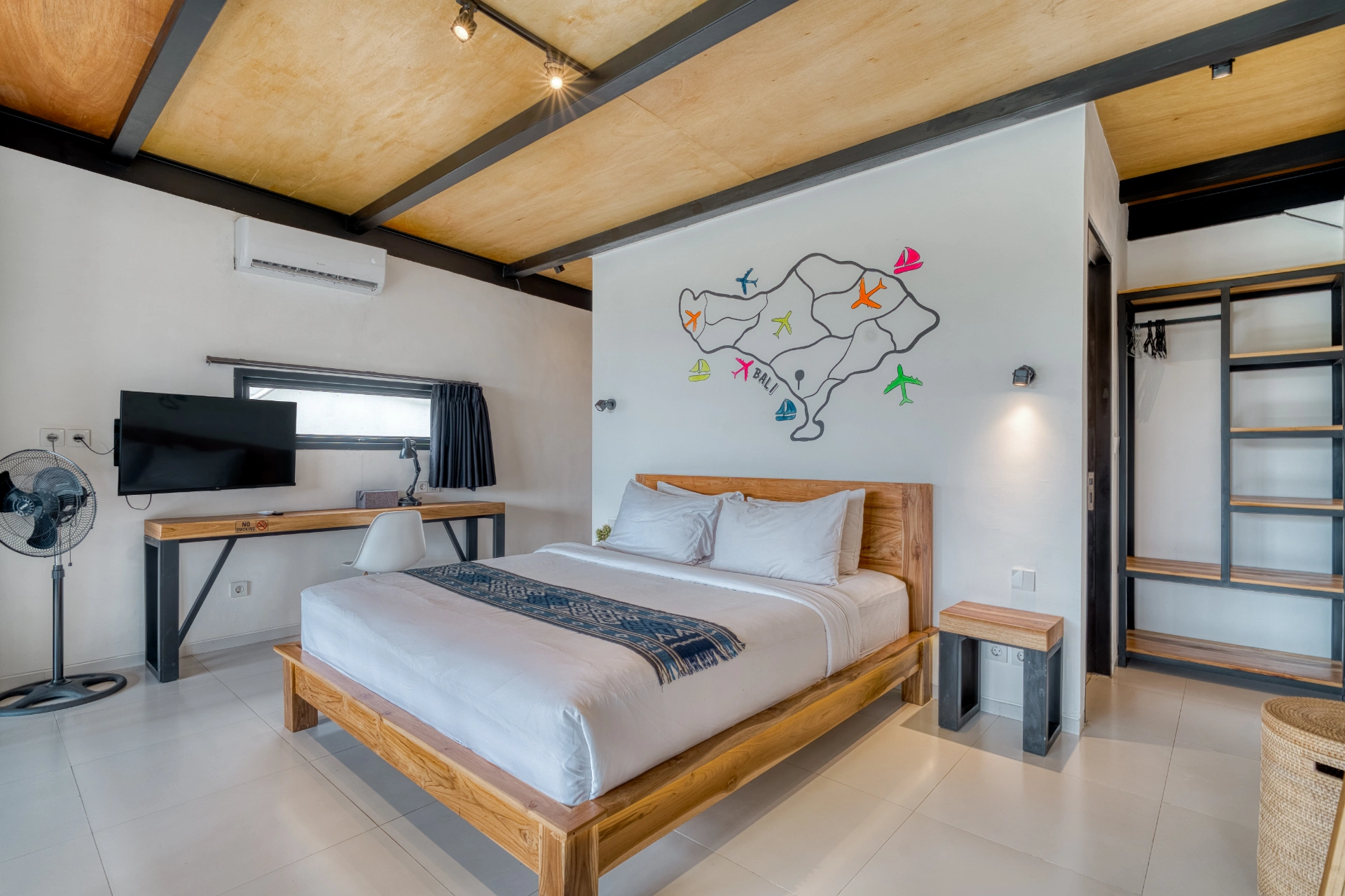 Echo Haven : 1BR Loft In Canggu. — image 1