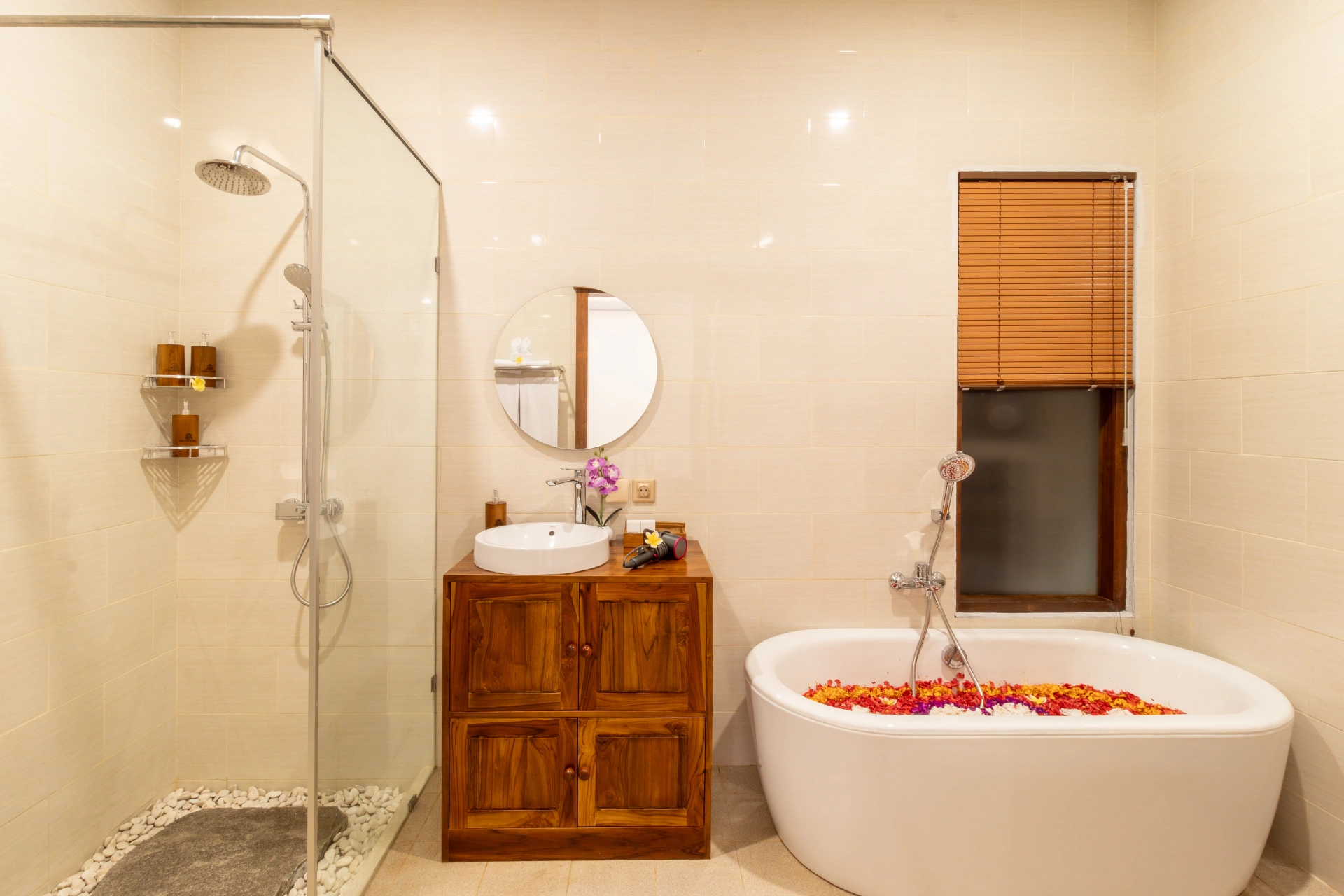 1BR Private Pool Villa with Ricefield View — image 2