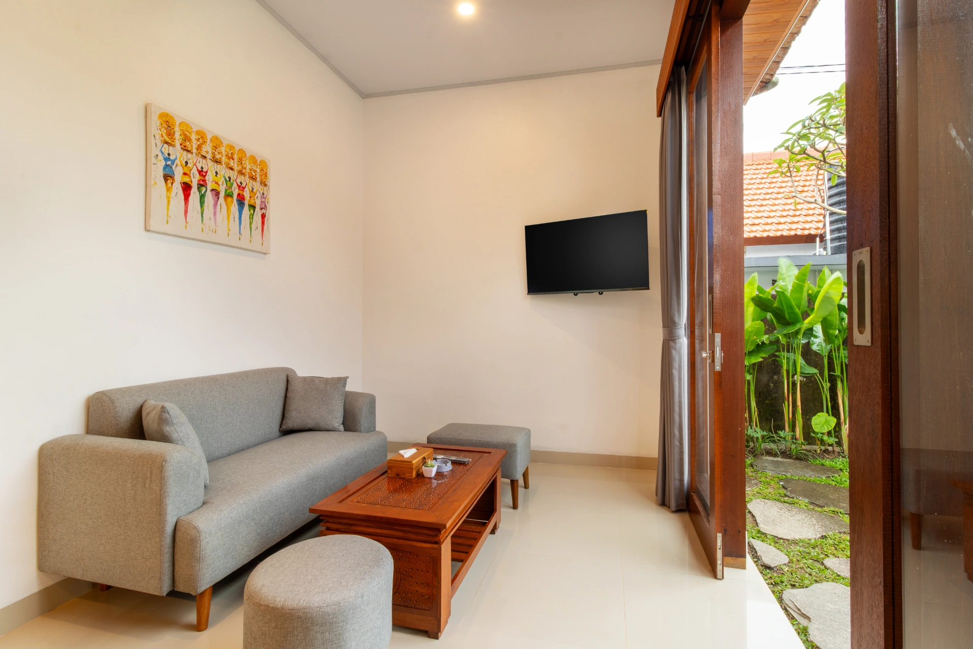 1BR Private Pool Villa with Ricefield View — image 1