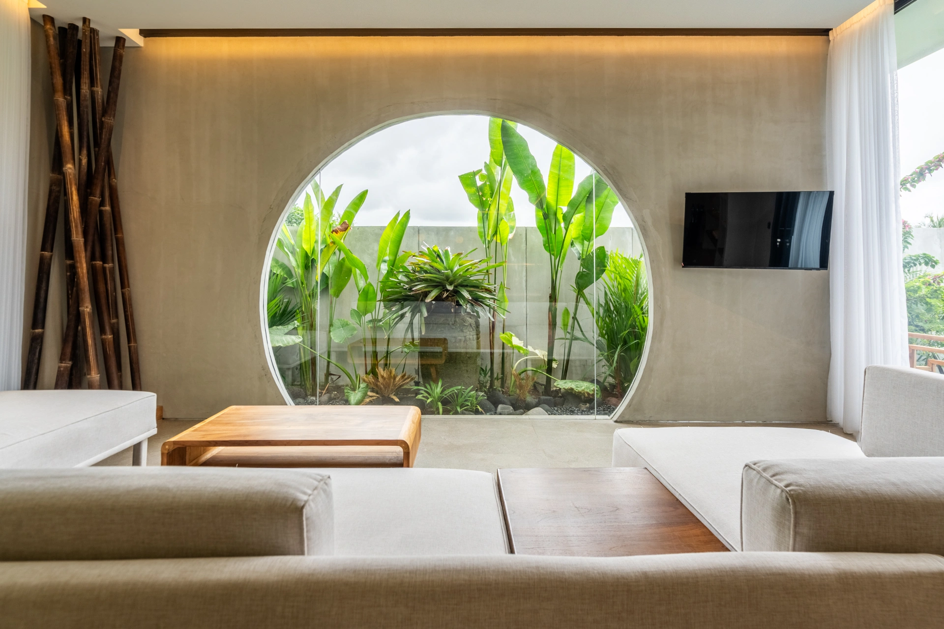 TITI HOUSE 2 - 2BR Luxury Sayan Ubud | Pool & Near Ridge Walk — image 3