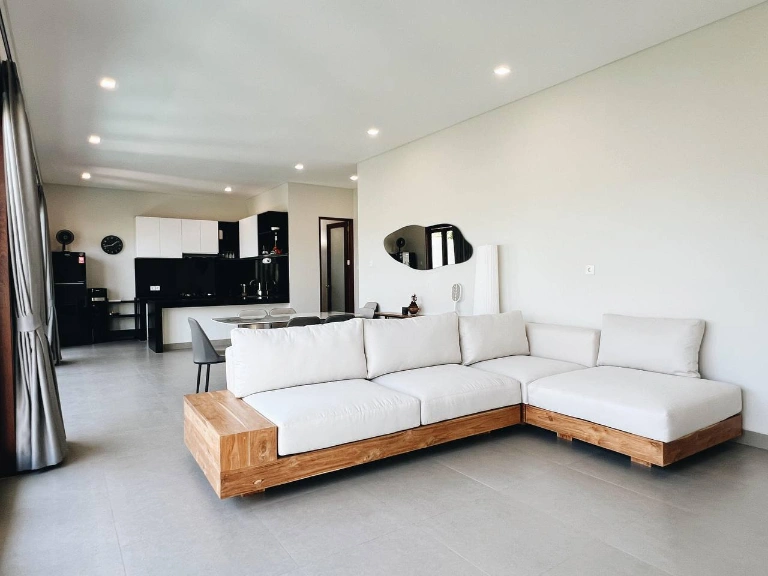 Tamara - 2BR Berawa Villa | Pool & Bathtub Near Cafés — image 4