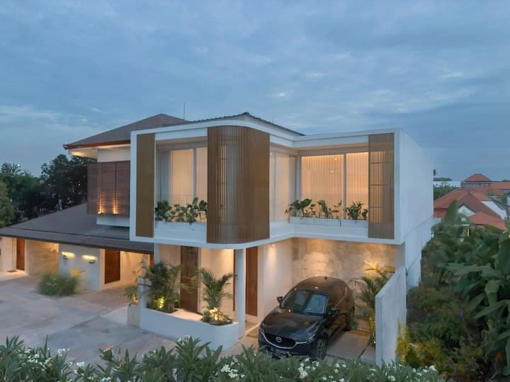 Modern Villa For Rent 3 Bed In CangguBadung Bali PO-4061 — image 3