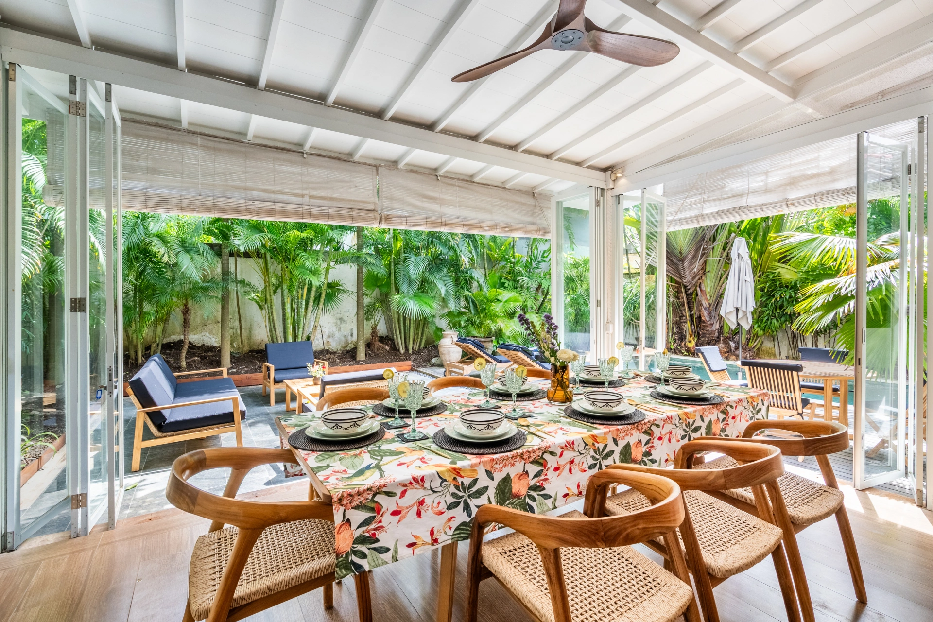 Villa Dyor - Elegant 3BR Colonial-Art Deco Villa in Prime Seminyak — image 2
