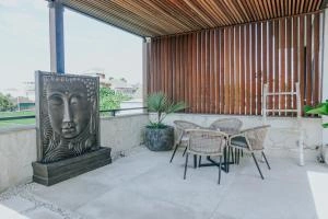 3 BR Luxury Villa in Berawa Canggu — image 1