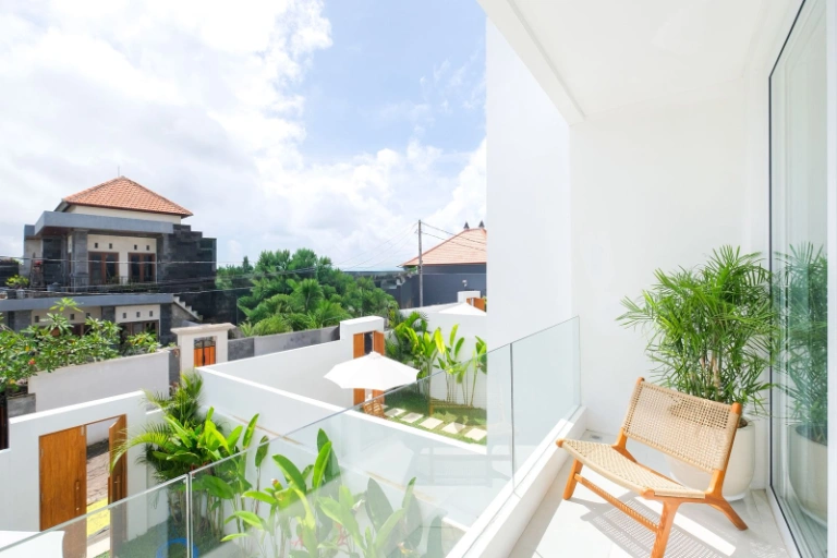 Modern 2BR Mediterranean Villa Near Karma Beach — image 2