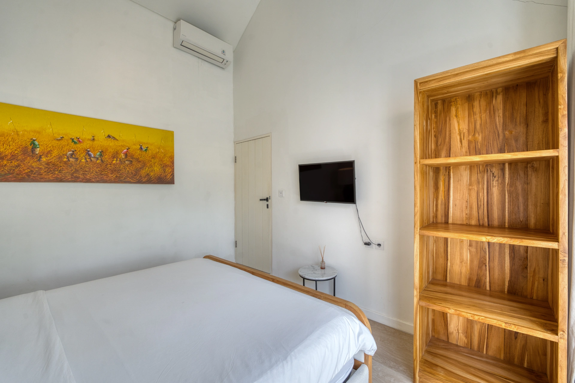 Palmera Villa: 2-Bedroom Retreat in Canggu — image 4