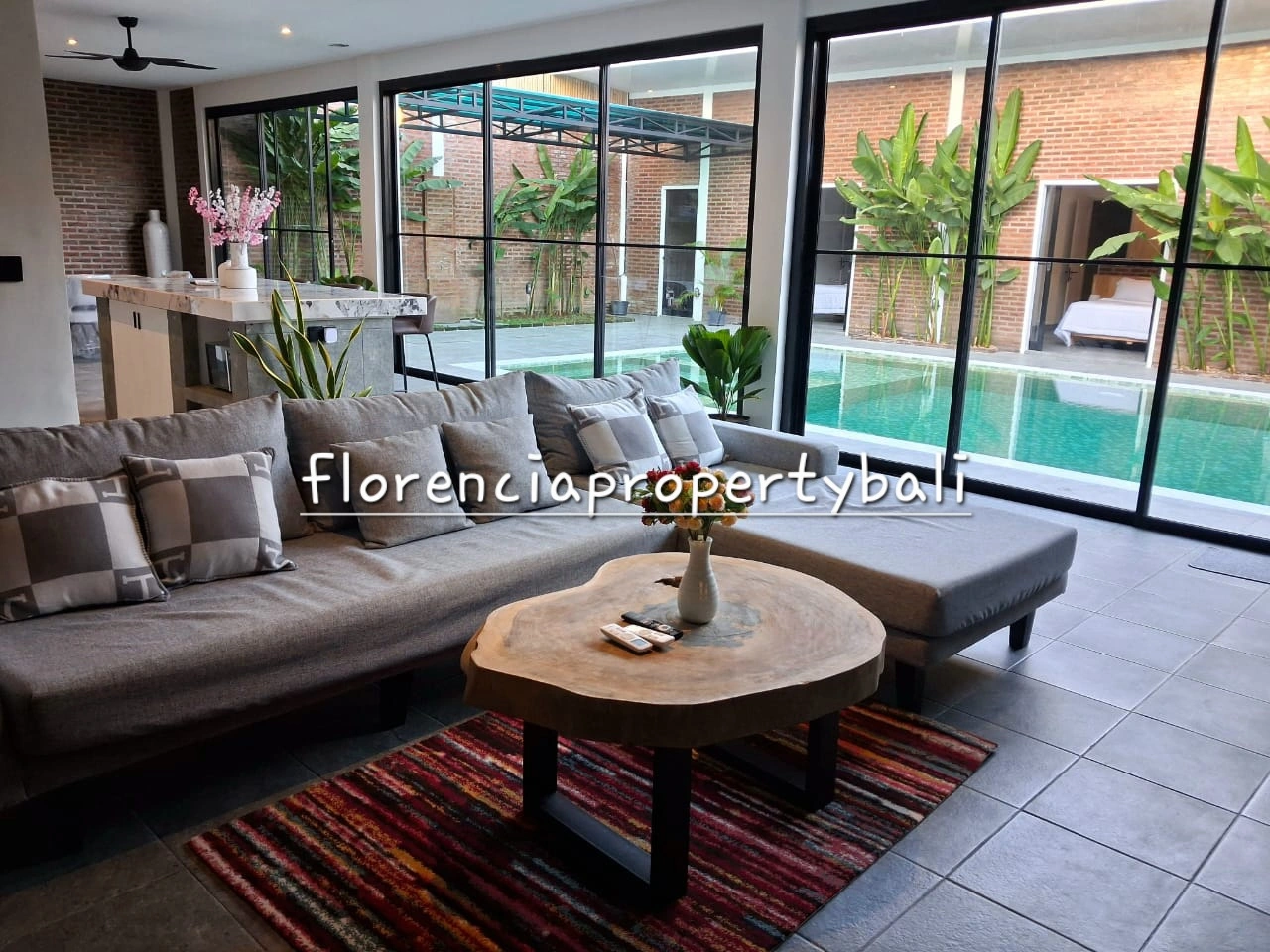 (FW002KE-Y) Kerobokan Villa – Your Comfortable Modern Home in Merta Sari — image 2
