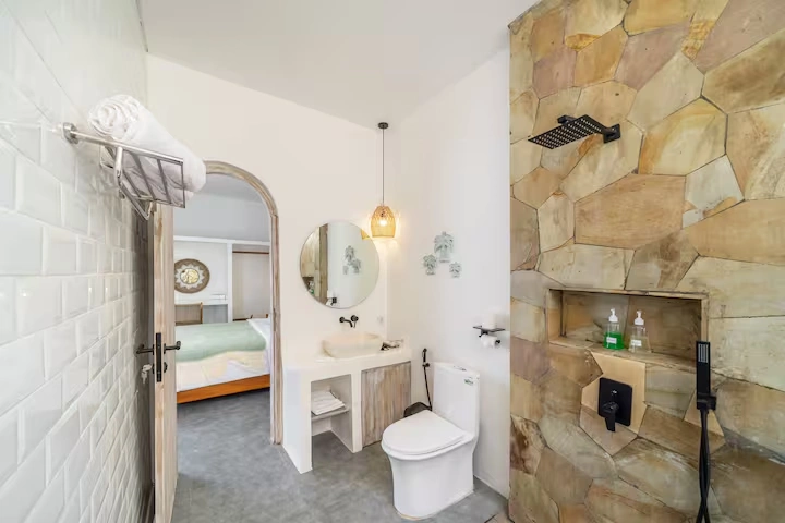 2 BR VILLA IN UNGASAN — image 2