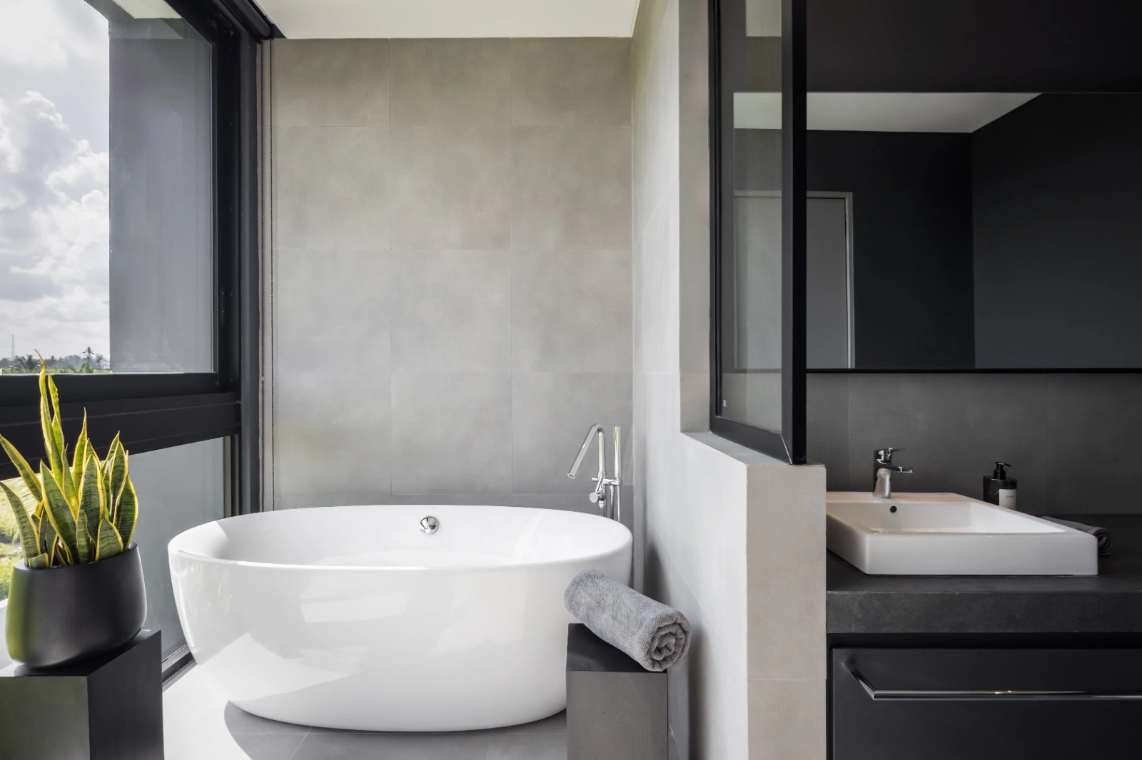 3BR Townhouse in Peaceful Buwit (B-BW01) — image 4