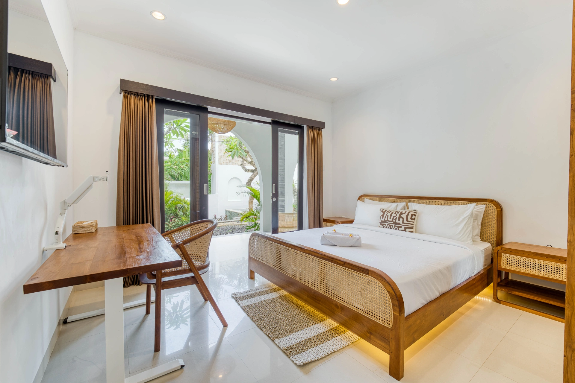 Villa Unagi – Chic 2BR Tropical Escape in Canggu — image 4
