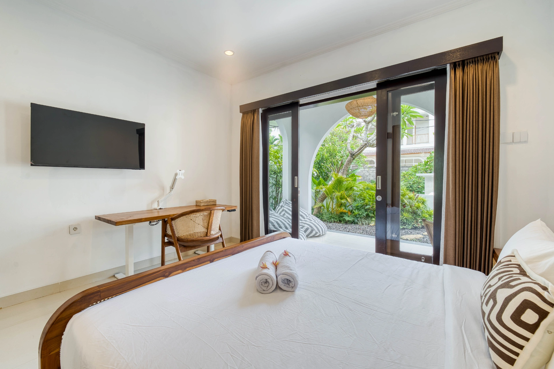 Villa Unagi – Chic 2BR Tropical Escape in Canggu — image 1