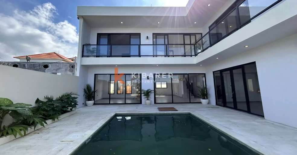 Charming 3BR Fully Furnished Villa with Enclosed Living in Pererenan YRR3593 — image 2