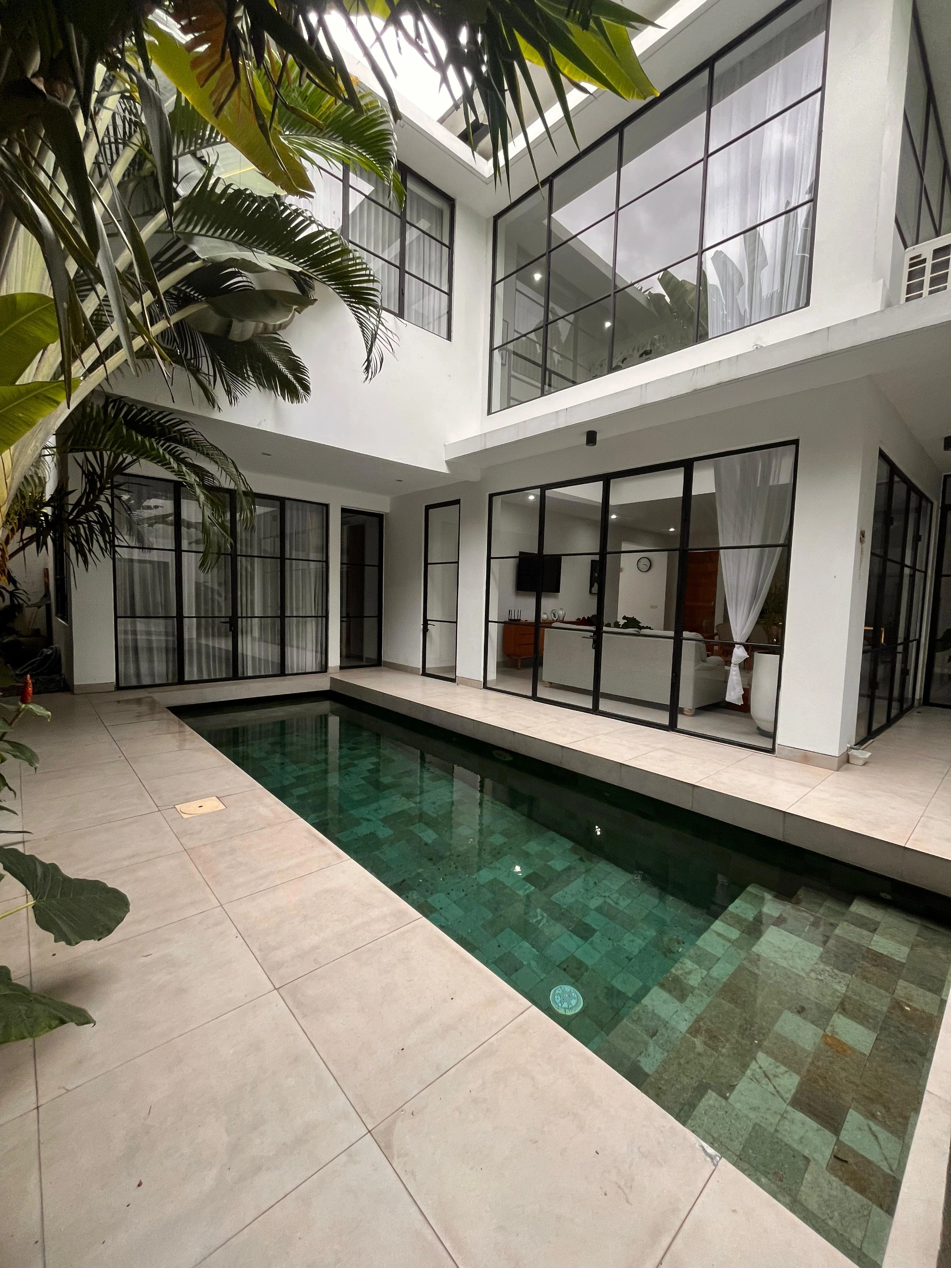 4 Bedroom Villa in Umalas IDR 70M / month +62 821 2222 0001