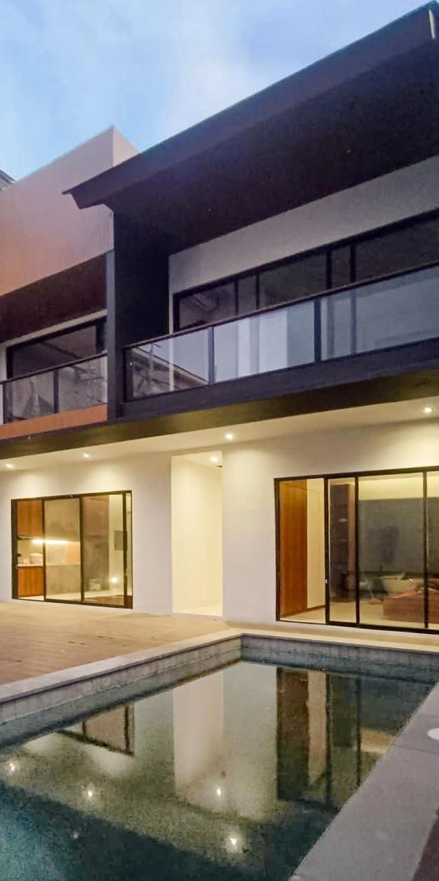 2 Brand New Villas Side by Side — image 1