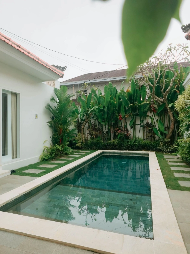 Modern Tropical 3 Bedroom Villa — image 2