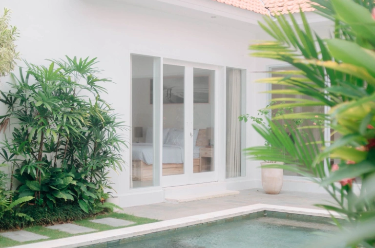 Modern Tropical 3 Bedroom Villa — image 3