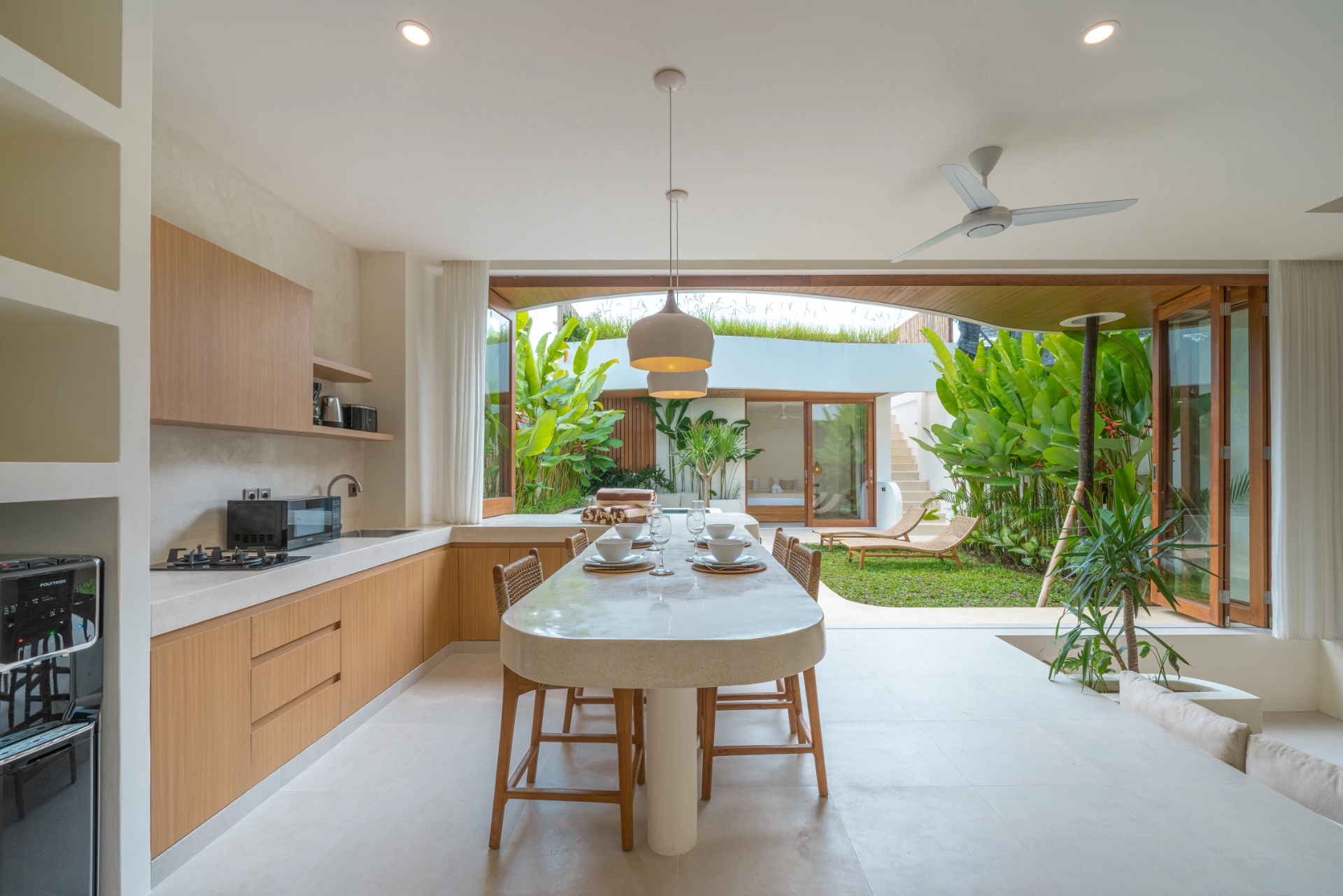 Whispering Silk - BRAND NEW Chic 2-Bedroom Villa in Pecatu — image 3