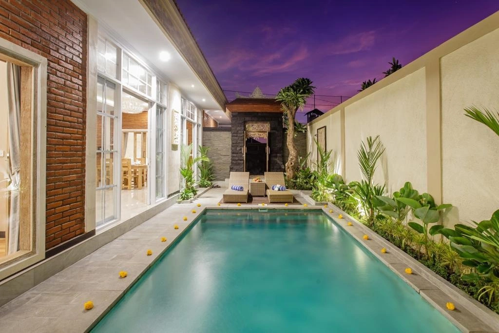 Villa For Rent 2 Bed In Canggu Badung Bali SH-4076
