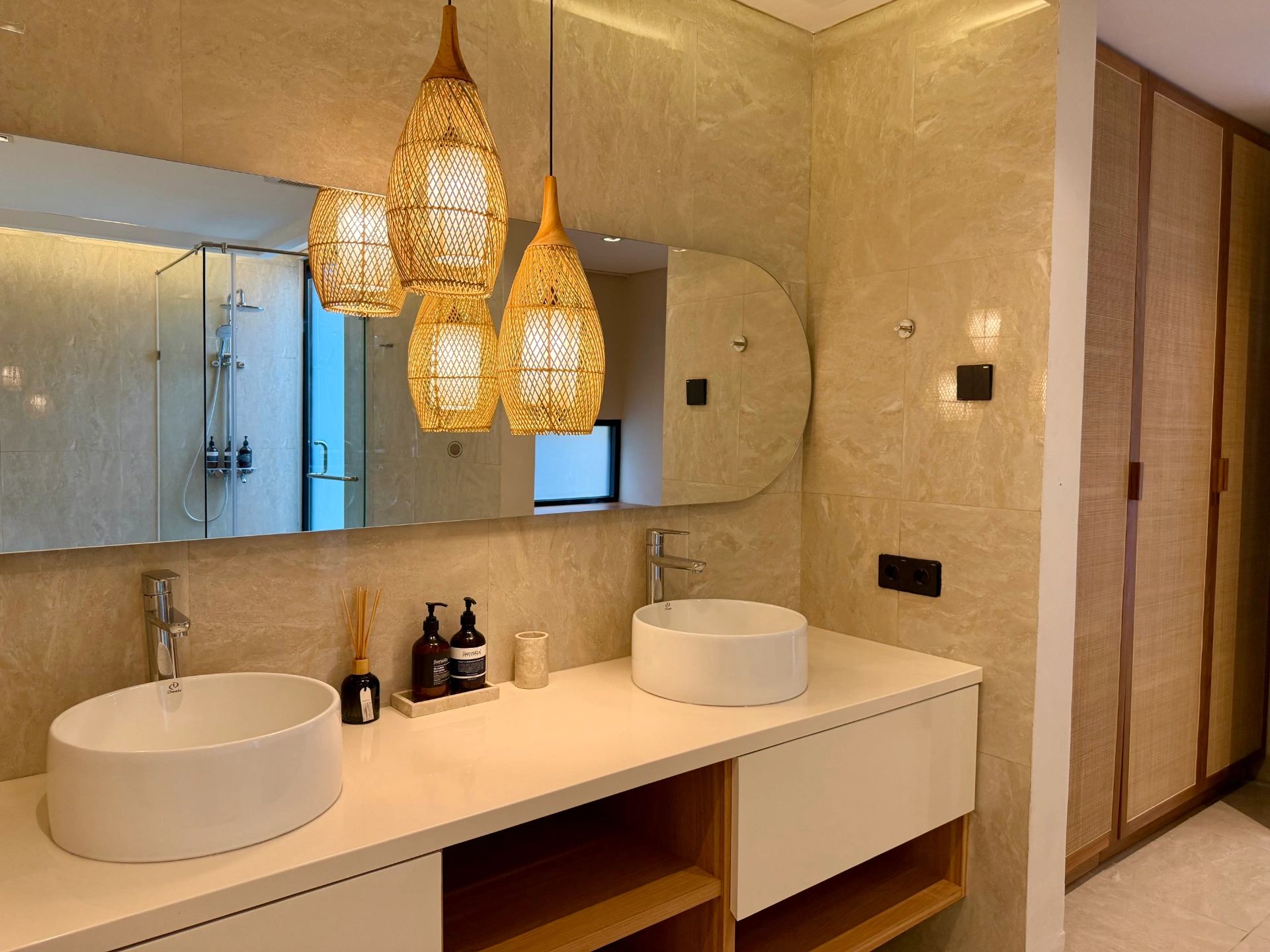 ONYX 3BR Pool | Zen Hillside Luxury Villa | Ocean View | Long-Term Rental — image 3