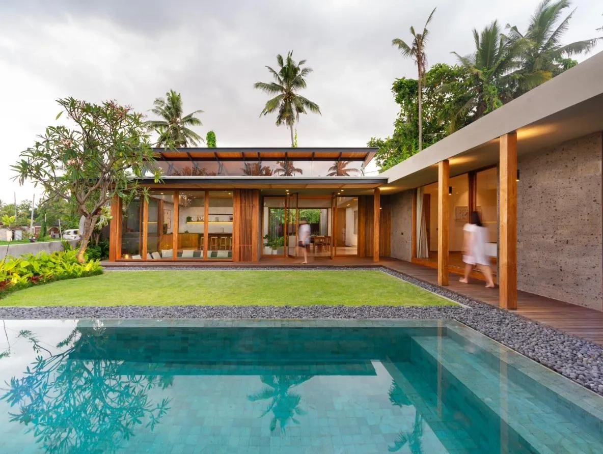Premium 3BR Villa with Rice Field View · 5 Minutes to PARQ · Kecamatan — image 1