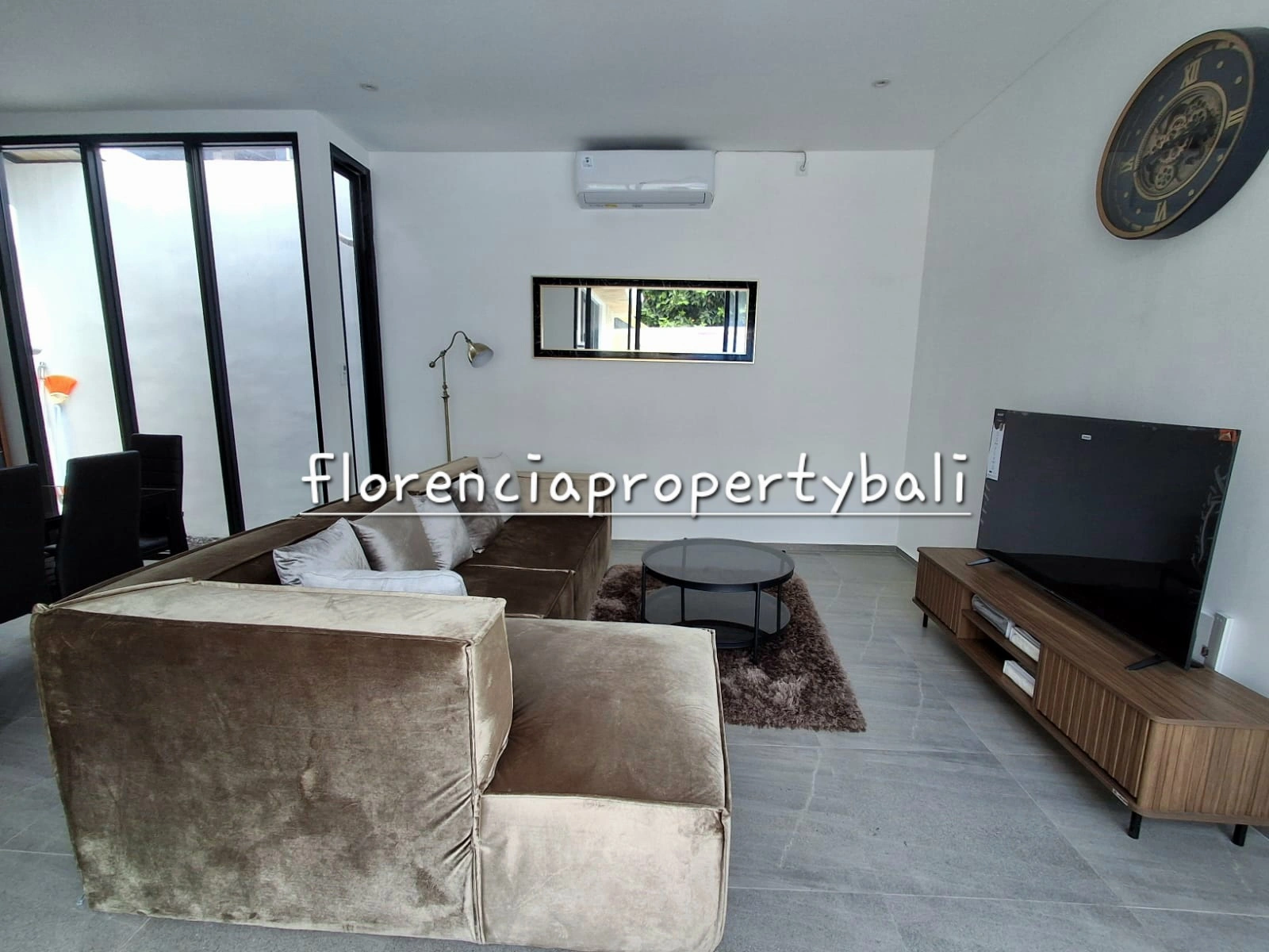 (FW003KE-Y) Comfort Living Brand New Villa in Batu Belig — image 3