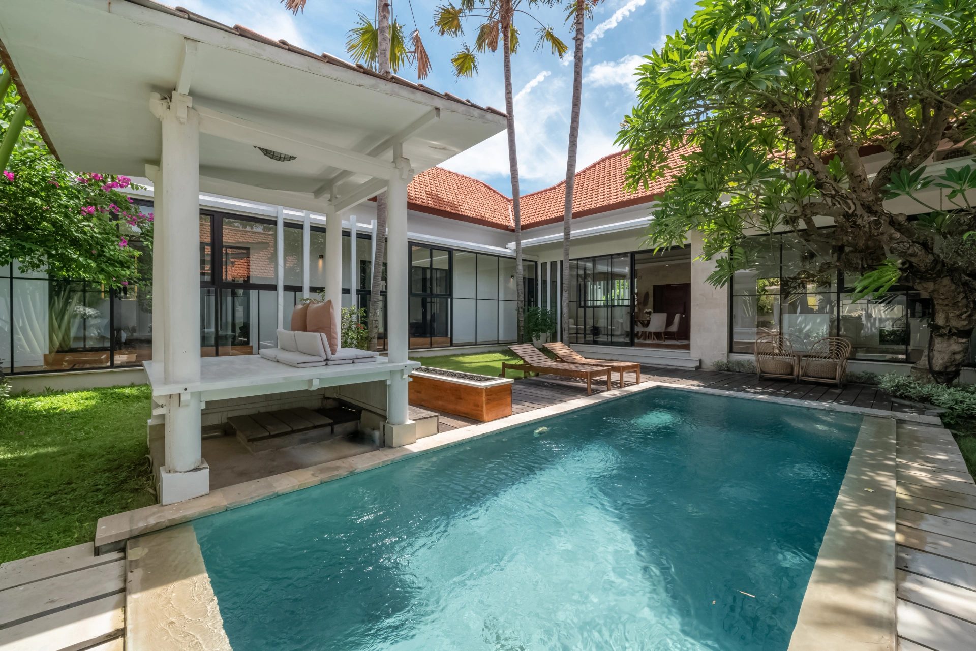 Elegant 3BR Private Enclosed Villa – Perfect Family Home 🏡 — image 1