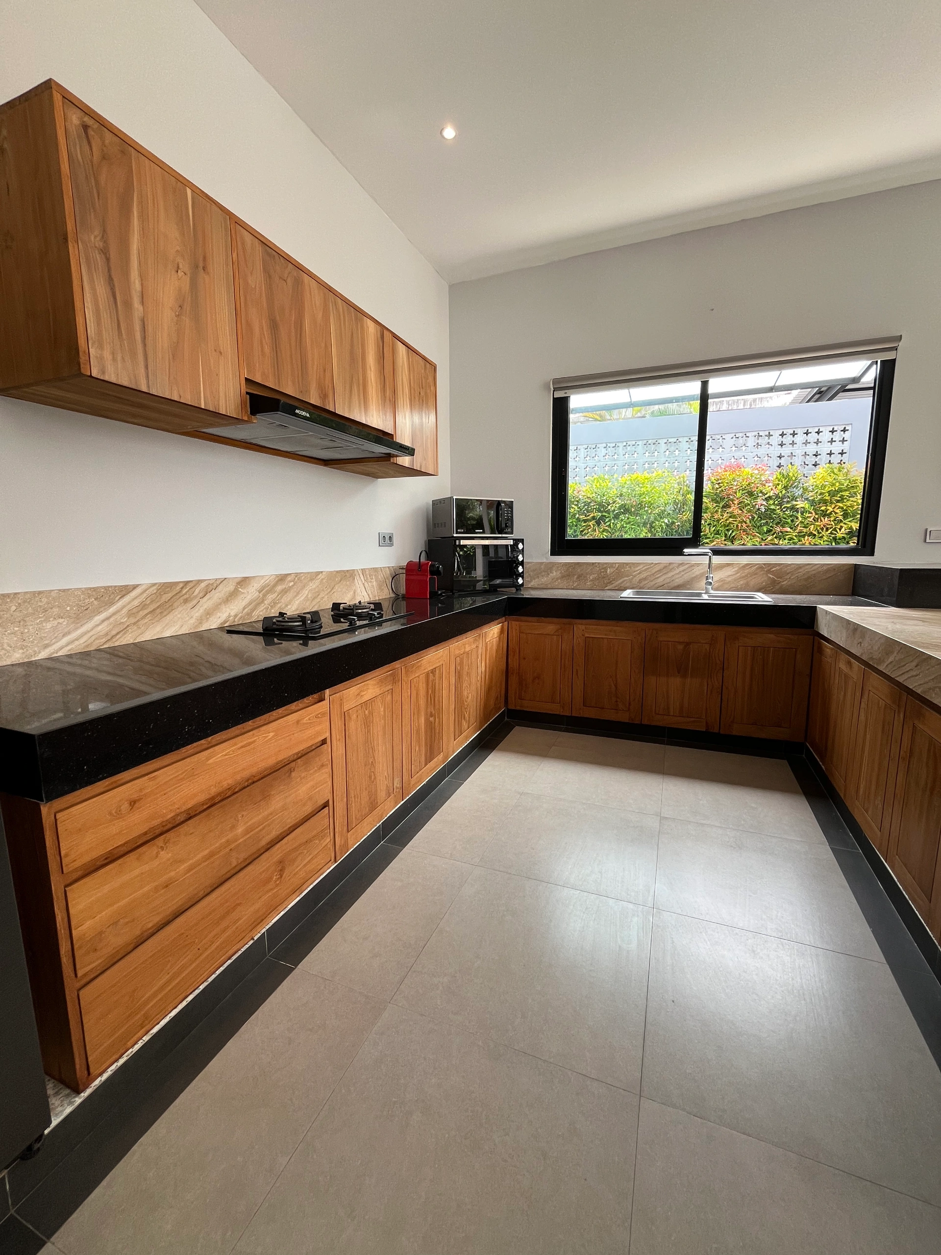3+1 Bedroom Spacious Family Villa with Dedicated Staff Quarter — image 2
