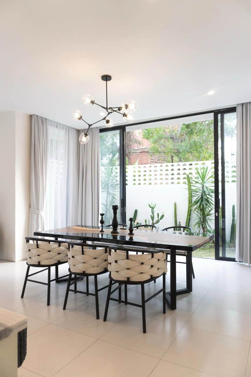 Available for rent A Luxury 4 bedrooms villa close to beach 🏖️ — image 3