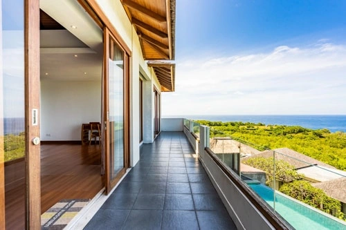 Vivo - Oceanview 2BR Luxury Uluwatu | Infinity Pool — image 2