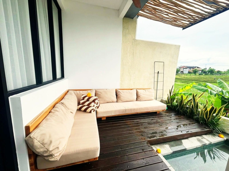 Rice Field View Pool Villa - Canggu / Seminyak - D5 — image 1