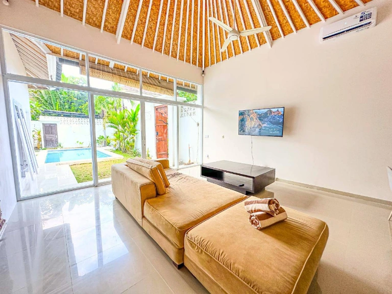 2 BEDROOM MODERN VILLA IN SEMINYAK - AF616 — image 2