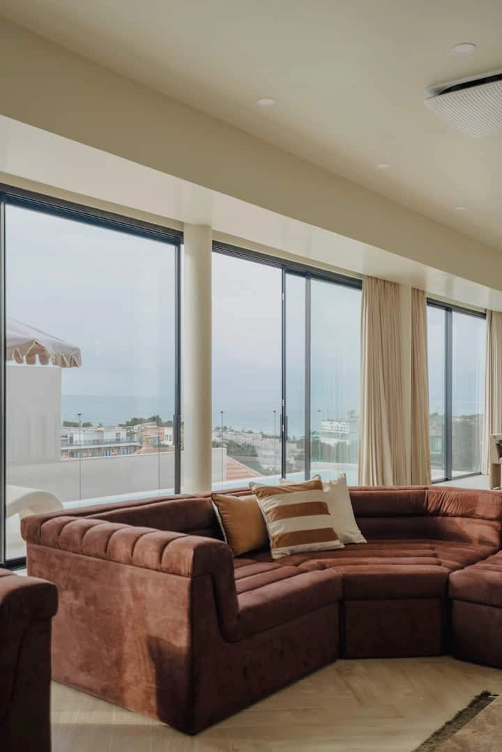 ULUWATU LUXURY OCEAN VIEW VILLA — image 4