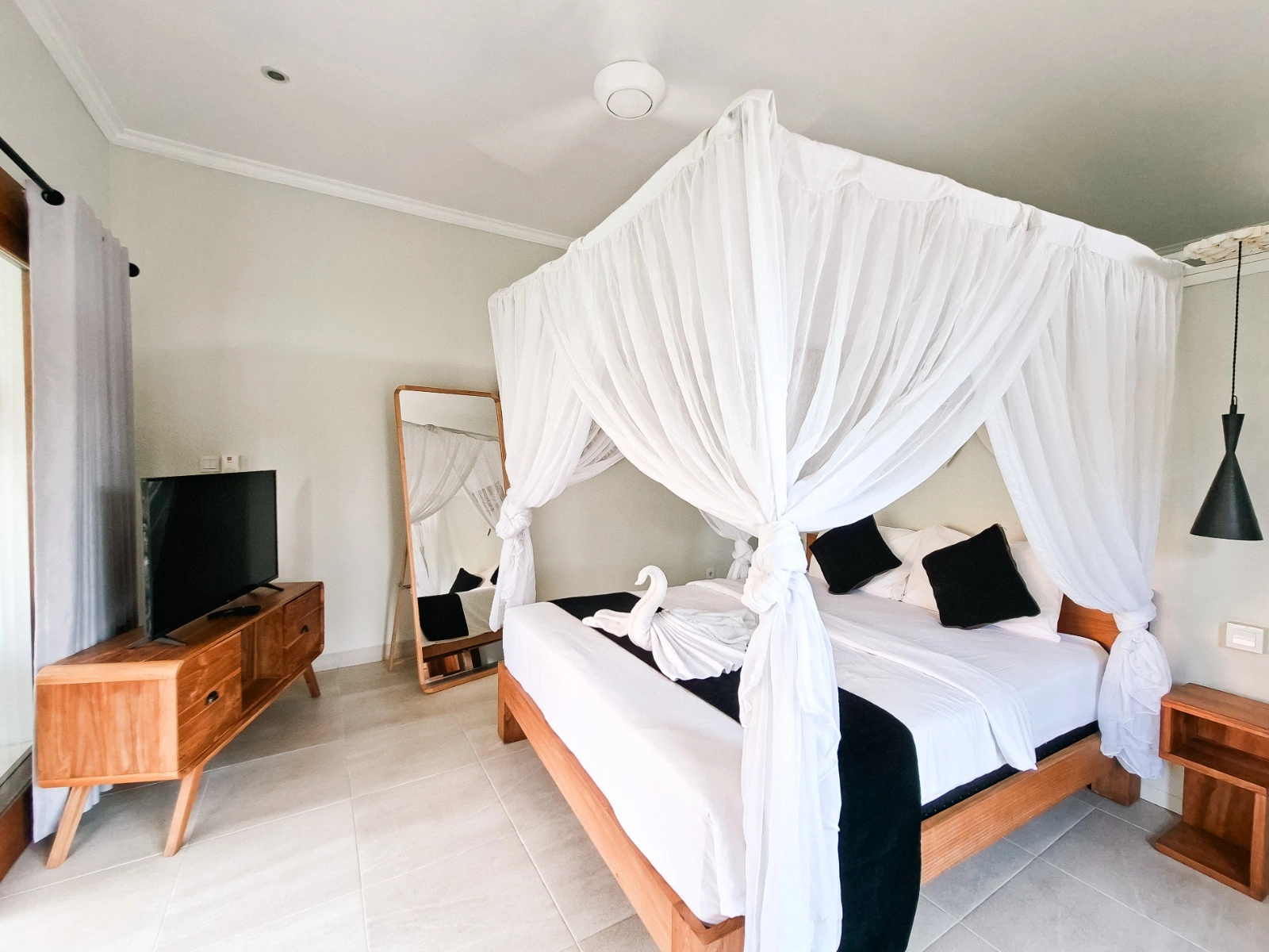 3-Bedroom Villa with Quiet Residential Charm in Cepaka (R-VB02) — image 4