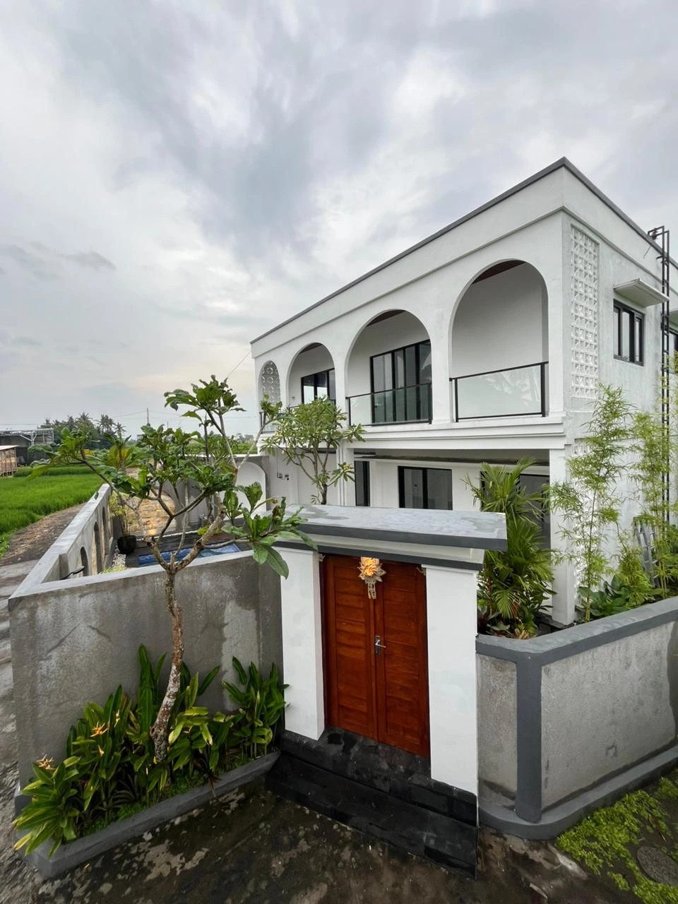 New 2BR Unfurnished Villa with ricefield view - Cemagi — image 3