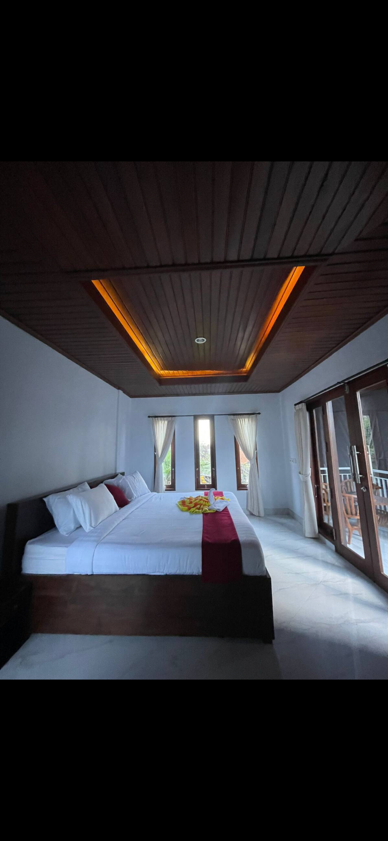 Blue Cat Villa — image 1