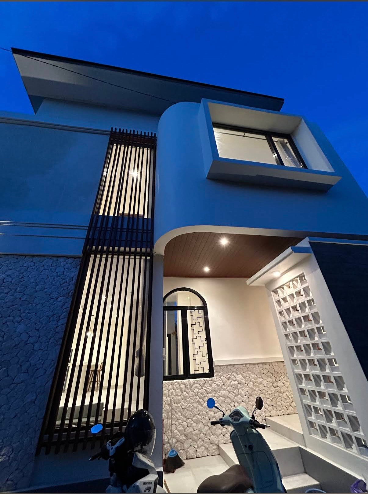 Villa for Rent Lease Forsale Freehold