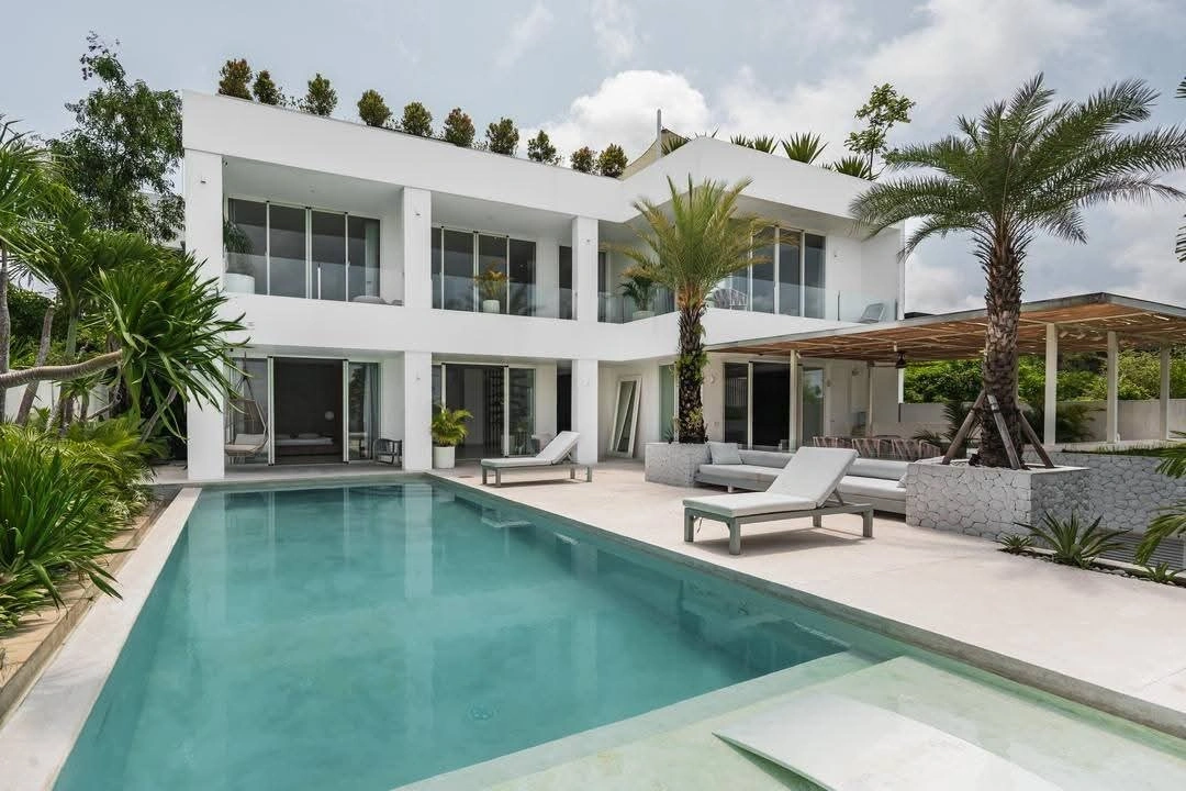 Villa For Sale 4 Bed Jimbaran South Kuta Bali PO-4084