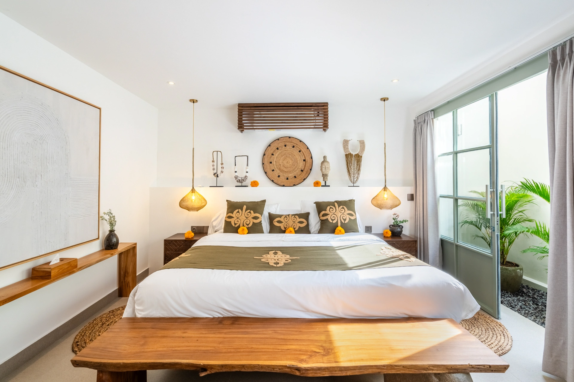 Luxury 4-Bedroom Villa – Prime Seminyak — image 2
