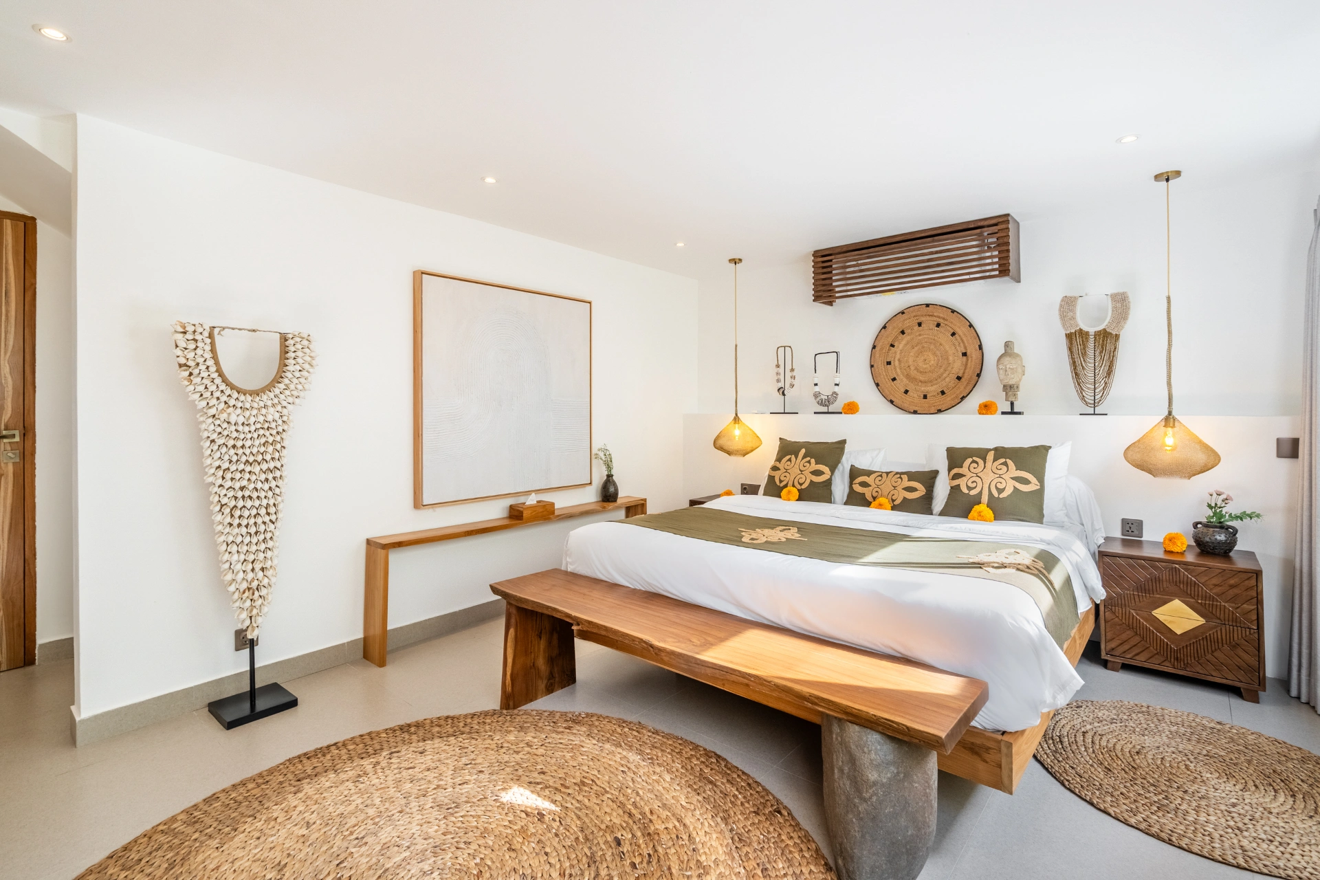 Luxury 4-Bedroom Villa – Prime Seminyak — image 4