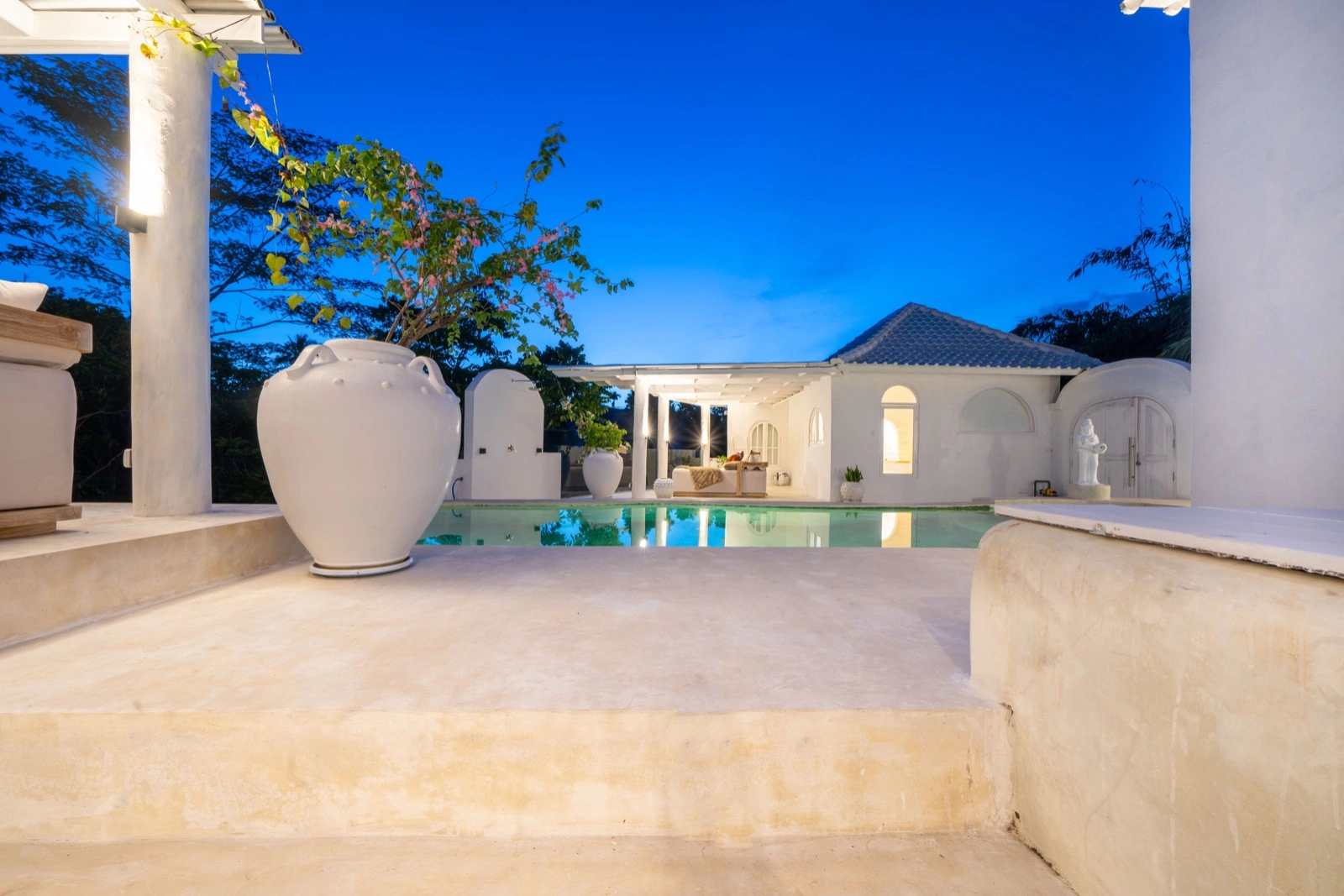 Villa Feliz- Ubud Luxury Retreat| Sauna Jacuzzi Ice Bath Gym — image 3
