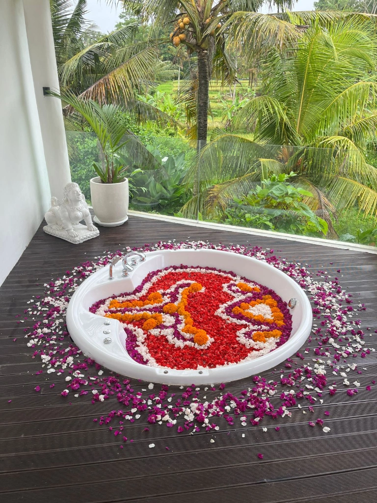 Villa Feliz- Ubud Luxury Retreat| Sauna Jacuzzi Ice Bath Gym — image 2