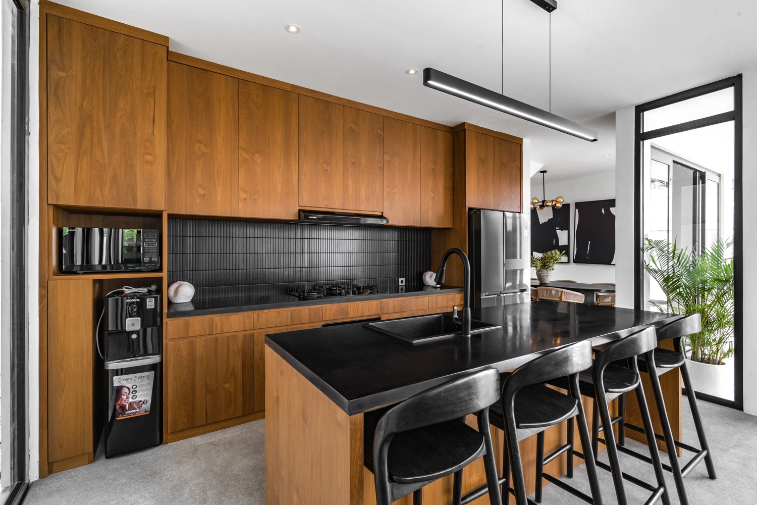 4 beds - Pool Villa Oasis - Canggu / Seminyak — image 3