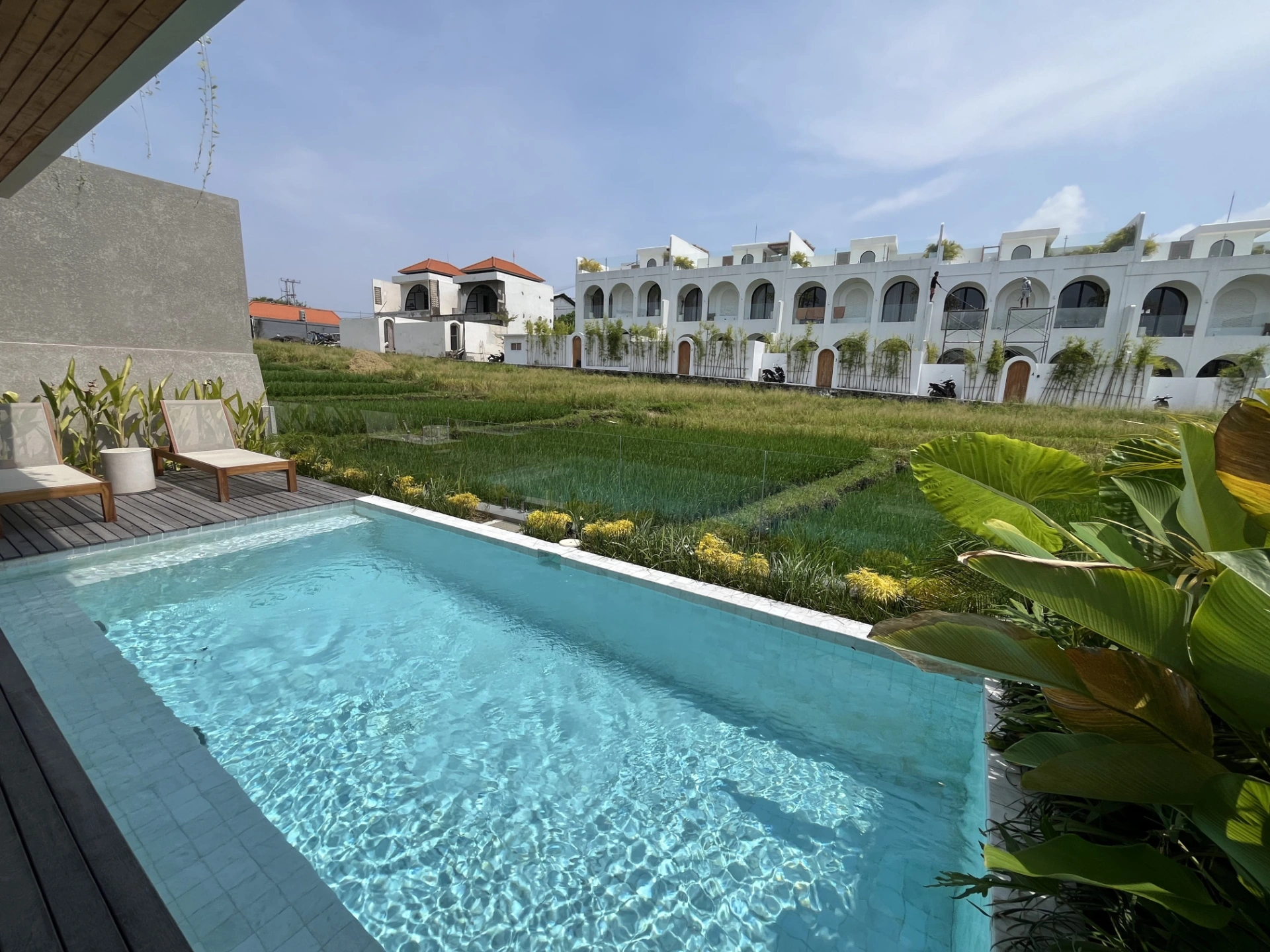3 Bedroom Brand New Modern Villa — image 1